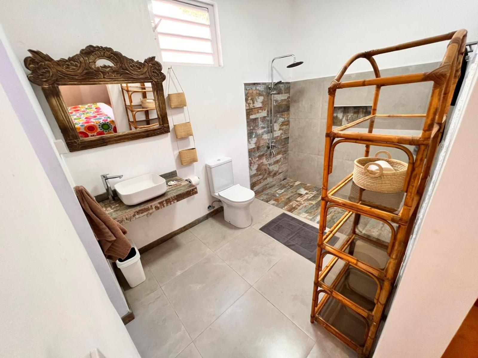 גראנדה באיה Roche Island Bungalows מראה חיצוני תמונה