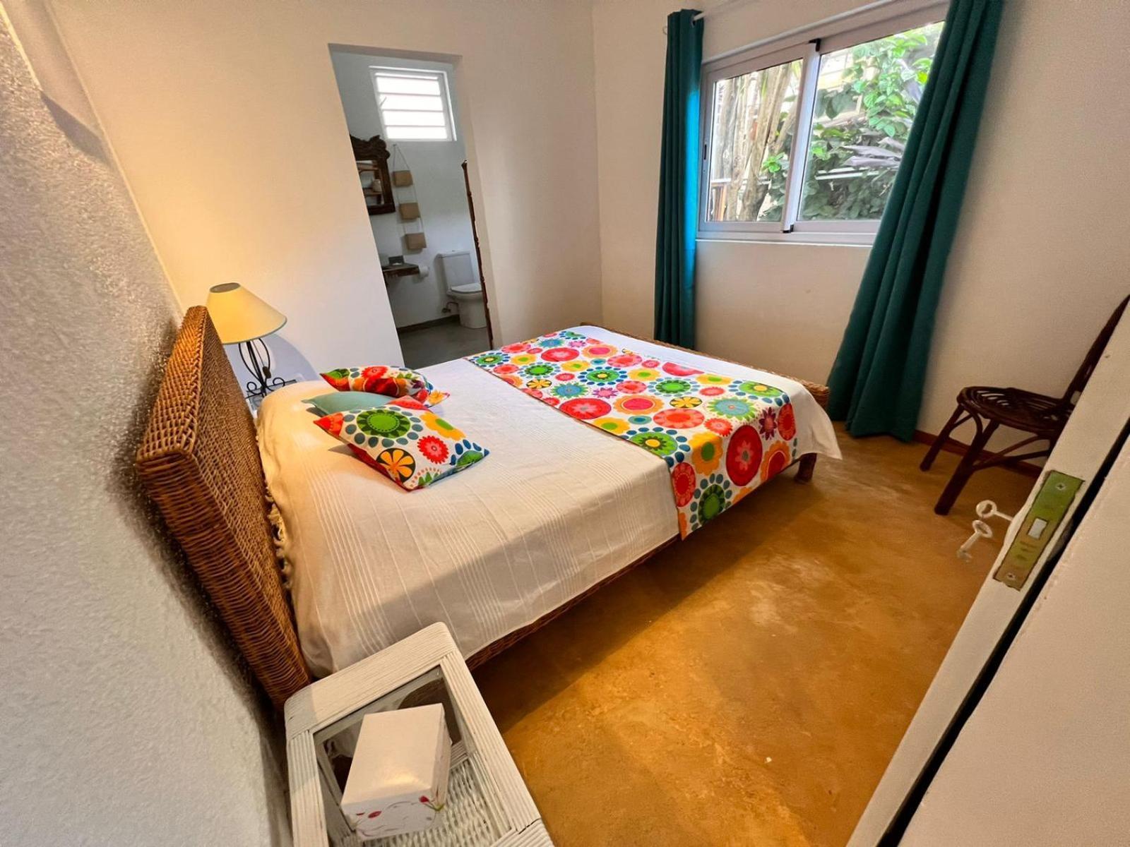 גראנדה באיה Roche Island Bungalows מראה חיצוני תמונה