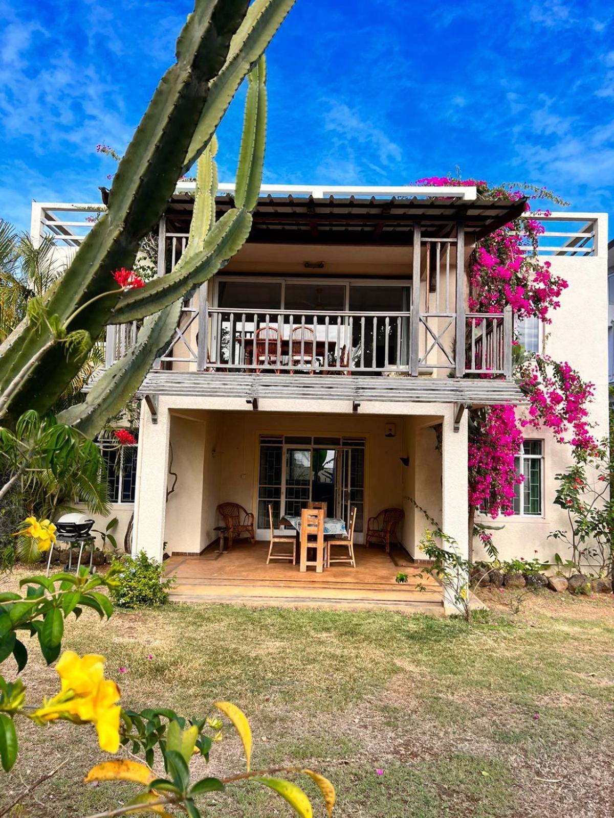 גראנדה באיה Roche Island Bungalows מראה חיצוני תמונה